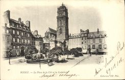 CPA Rodez La place de la cite et la cathedrale hotel de France