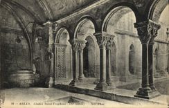 CPA Arles Cloitre Saint Trophime