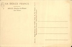 CPA La Douce France Arles Les Arenes