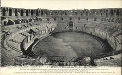 CPA Arles Interieur des Arenes