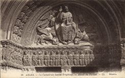 CPA Arles Cathedrale Sainte Trophime Detail du portail