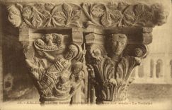 CPA Arles Cloitre Saint Trophime Chapiteau La nativite