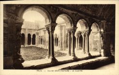 VINTAGE POSTCARD Arles Church Trophime Saint the Cloister
