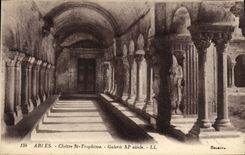 VINTAGE POSTCARD Arles Cloister of Saint Trophime Gallery 11th