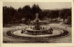 CPA Aix en Provence La Fontaine Monumentale