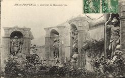 CPA Aix en Provence Interieur du Monument Sec