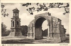 CPA St Remy de Provence Les Antiques