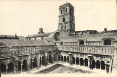 CPA Arles Le cloitre Saint Trophime