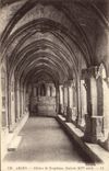 VINTAGE POSTCARD Arles Cloister St Trophime Gallery 14th