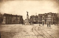 VINTAGE POSTCARD Soissons the Place of the Republic