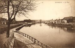VINTAGE POSTCARD Soissons the Port