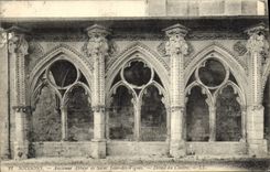 VINTAGE POSTCARD Soissons Old Abbey of Jean Saint of the Vines Detail of the Cloister