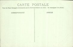 Saint Quentin de la POSTAL de la VENDIMIA detrás del monumento de 1557