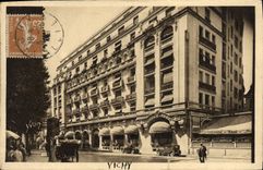 CPA Vichy L'Hotel Thermal