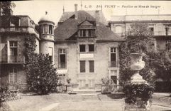 CPA Vichy Pavillon de Mme de Sevigne 