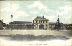 CPA Vichy La Gare 