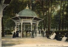 CPA Vichy La Source du Parc 