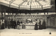 CPA Vichy Source Lucas 