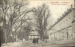 VINTAGE POSTCARD Moulins Prefecture Old hotel of Saincy