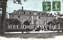 CPA Vichy Hopital Militaire Militaria