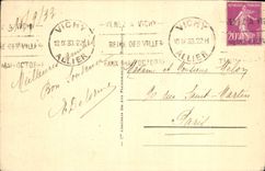 CPA Vichy une allee du parc