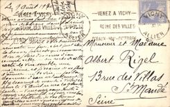 CPA Vichy Donneuse D'Eau