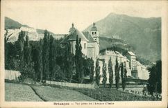 POSTAL Briançon de la VENDIMIA vista de la avenida de Italia