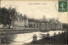VINTAGE POSTCARD Castle De Courances Together