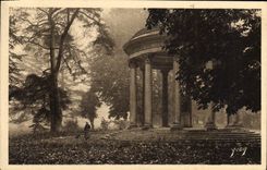 VINTAGE POSTCARD Splendors And Charms Of Versailles Small Trianon