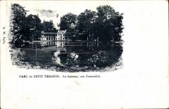 VINTAGE POSTCARD Versailles Park of small Trianon the hamlet Overall picture