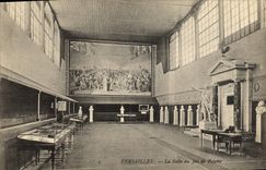 VINTAGE POSTCARD Versailles the Room of play of Palm