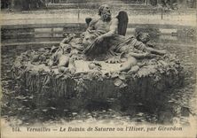 CPA Versailles Le Bassin de Saturne ou L'Hiver Par Girardon