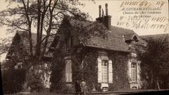 VINTAGE POSTCARD Courances Country cottages of the Garden Chief of the castle