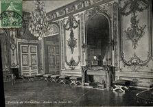 VINTAGE POSTCARD Palate of Versailles Living room of Louis XIV