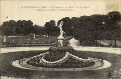 CPA St Germain en Laye Le Parterre Le rond point des roses L'amour et la folie de Darbefeuille