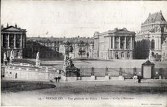 VINTAGE POSTCARD Versailles View of the Palate Entered Grid of Honor