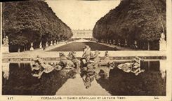 VINTAGE POSTCARD Versailles Basin of Apollo and the Green Carpet