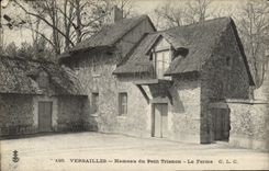 VINTAGE POSTCARD Versailles Hamlet Of Small the trianon the Farm