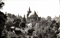 MODERN CARD Montfort Amaury View