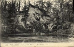 VINTAGE POSTCARD Versailles Park Of Small Trianon Rocks