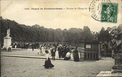 CPA Palais De Fontainebleau Terrasse De l'Etang Des Carpes