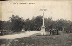 VINTAGE POSTCARD Drill De Fontainebleau Beautiful Cross