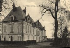 VINTAGE POSTCARD Cannes Locks the Castle