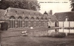 CPA Chateau Des Mesnuls Le Miroir