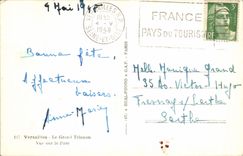 VINTAGE POSTCARD Versailles Large Trianon Seen On the park