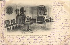 VINTAGE POSTCARD Small Trianon Room To be slept Of Marie Antoinette