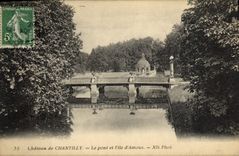 Castillo de Chantilly de la POSTAL de la VENDIMIA el puente y del amor