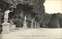 CPA Versailles L'Allee conduisant a Neptune