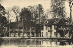 CPA Versailles Hameau de Marie Antoinette Maison de La Reine