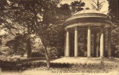 CPA Versailles Le petit Trianon Le temple de l'amour